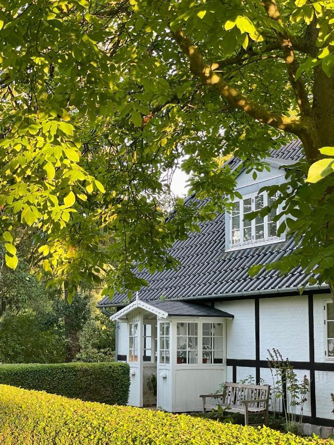 Strandby 1847 B&B Nykobing Falster Exterior photo